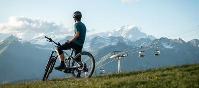 Les plus beaux circuits à vélo électrique en Auvergne-Rhône-Alpes