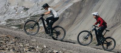 Poids des VTTAE Specialized : comparatif complet des Turbo Levo 4 et Turbo Levo SL